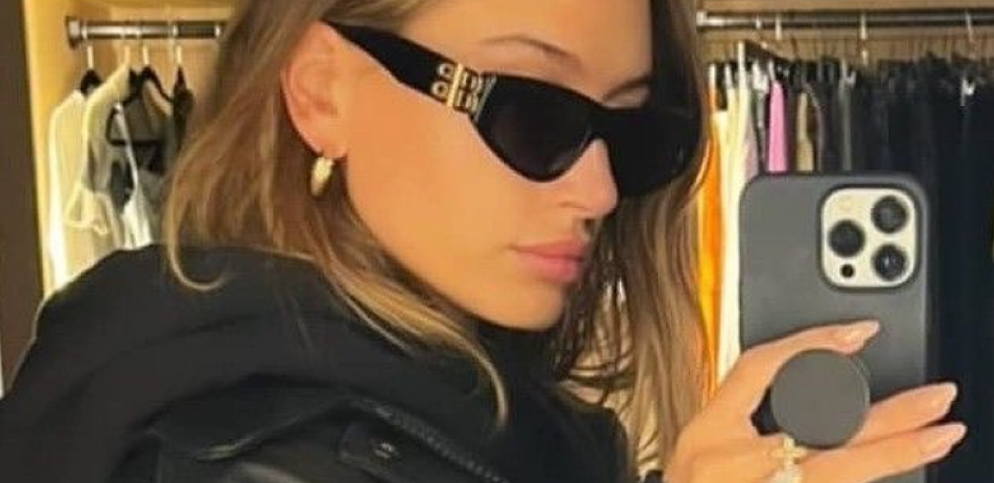 HEJLI BIBER JE OBOŽAVA Bomber jakna je najpopularniji model sezone, savršena za hladne dane