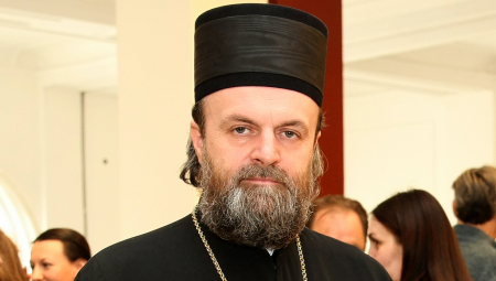 OGLASIO SE VLADIKA STEFAN ŠARIĆ ZA ALO! Srpska pravoslavna crkva reagovala na lažnog oca Teofila