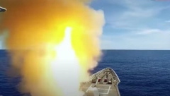 NAPADNUT AMERIČKI BOJNI BROD Crvena uzbuna u Pentagonu!