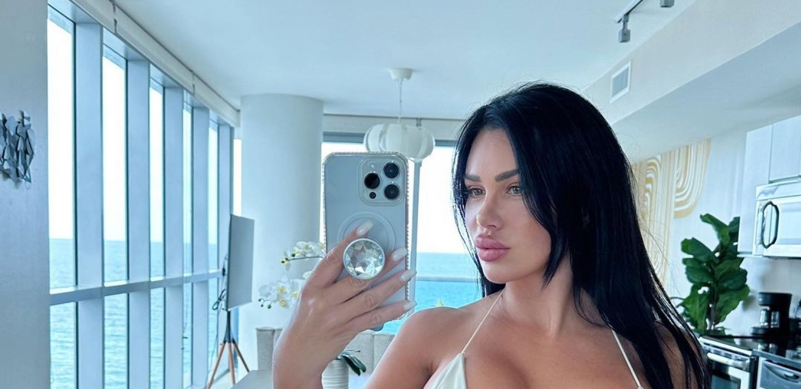 DA NISAM STARLETA, BILA BIH ČISTAČICA! Stanija objavila video iz Amerike, pa naredila svima izuvanje i presvlačenje