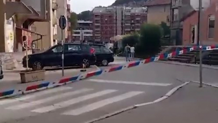 TRAGA SE ZA DVA LUKSUZNA AUTOMOBILA Učestvovali u pucnjavi u centru Užica, policija podignuta na noge!