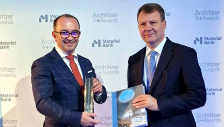 Mirović na dodeli Međunarodne arhitektonske nagrade za projekat uređenja Almaškog kraja u Novom Sadu