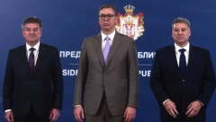 VUČIĆ SE OBRATIO JAVNOSTI Direktno iz Predsedništva nakon sastanka sa "velikom petorkom" (VIDEO)