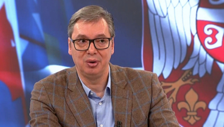 JESAM LI JA PUSTIO KURTIJA ILI MILOŠ JOVANOVIĆ? Vučić razotkrio opoziciju: "Za vreme čije vlasti je bio pogrom?"