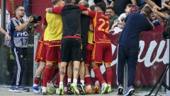 ROMA SE NAMUČILA, ALI IPAK SLAVILA Murinjo besneo, pa je ranije poslat u svlačionicu