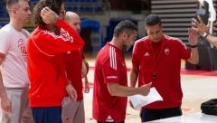 PRVO OBRAĆANJE SFEROPULOSA Novi trener Zvezde oduševio "delije"