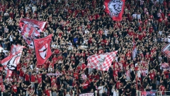 PREKINUT VELIKI DERBI Navijači Olimpijakosa pogodili petardom protivničkog igrača