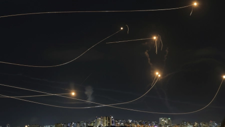 DEVOJČICA (9) UMRLA OD STRAHA Stalo joj srce kad su se začule sirene za vazdušnu opasnost u Izraelu (FOTO)