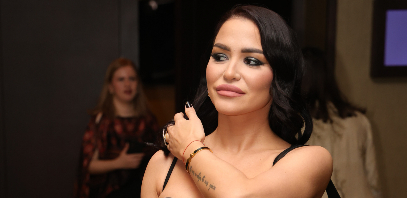 OBEĆALA SAM JOJ DA ĆU ĆUTATI! Kuma Aleksandre Mladenović progovorila o paklu kroz koji je pevačica prošla sa dečkom