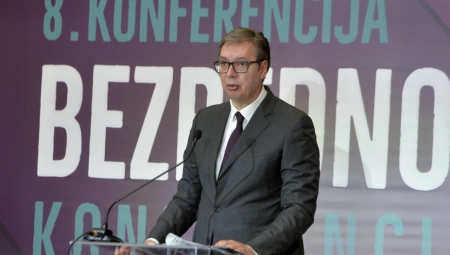 "OD SVIH PUTEVA I MOSTOVA, VAŽNIJI JE ŽIVOT JEDNOG DETETA" Vučić: Ponosan sam na to što smo uspeli da budemo jedini u regionu koji imaju sistem „Pronađi me“ (VIDEO)