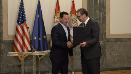 OGLASIO SE VUČIĆ NAKON SUSRETA SA GRENELOM Poručio samo jednu stvar (FOTO)