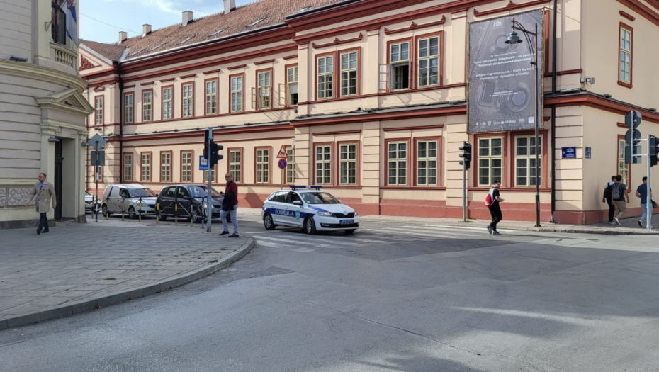 INCIDENT U CENTRU ČAČKA Evakuisani radinici iz kulturnih ustanova