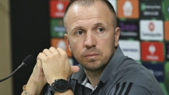 "TRAKTORISTI" PRIREDILI IZNENAĐENJE IMT slavio protiv Čukaričkog