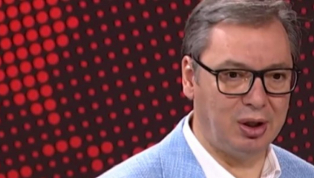 ŠTA NAM JE VREDNIJE OD MAJKI, SUPRUGA, DECE? Udarna poruka predsednika Vučića: "Fokus je na ljudima"