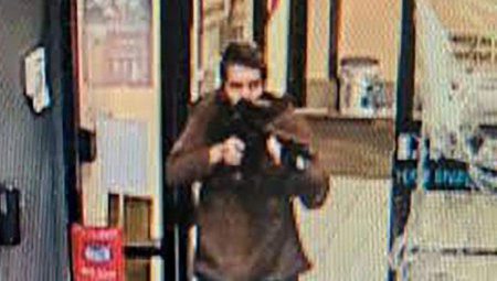 MASAKR U AMERICI, NAPADAČ POBIO VIŠE OD 22 OSOBE Za njim traga 100 policajaca, ceo grad u LOKDAUNU