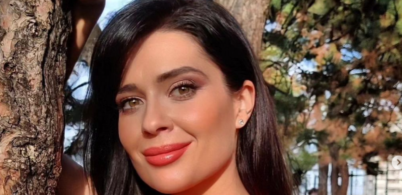 VODITELJKA RTS POKAZALA PREVIŠE Svi pričaju samo o njoj i njenim provokativnim fotografijama