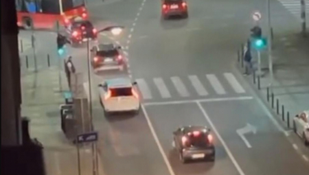 U CENTRU BEOGRADA SVI VOZE U KONTRASMERU! Vozači, oprez, ovo su nova pravila u Balkanskoj! Može doći do nesreće!