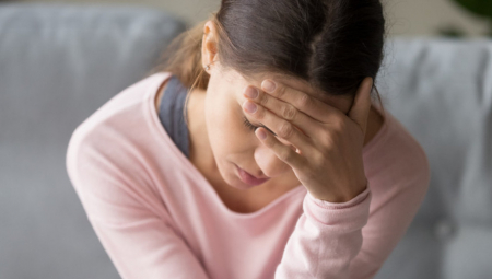 ŽENA PRIJAVILA POLNO UZNEMIRAVANJE NA POSLU, PA DOŽIVELA ŠOK Njena priča usijala je društvene mreže, svi su pobesneli zbog onoga što su joj poslodavci rekli