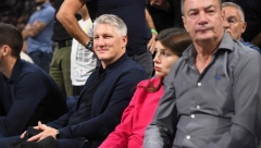 ZA KOGA LI JE NAVIJAO? Muž Ane Ivanović pratio okršaj Partizana i Bajerna