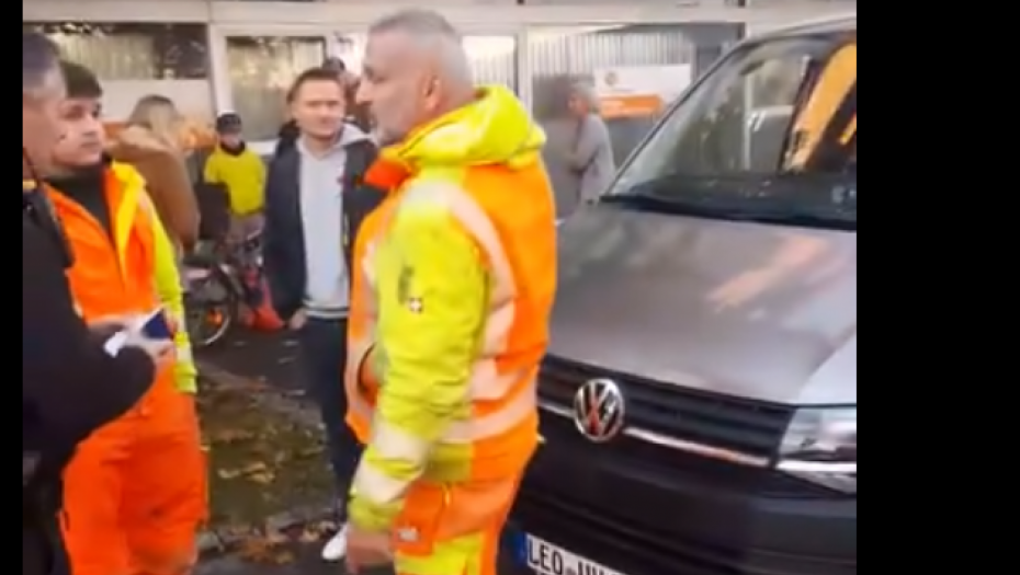 "VIDIM USKAČE U KOMBI I IZVLAČI DETE" Duško bagerista spasio dvoje dece od otmičara: Držali smo ga dok nije došla policija