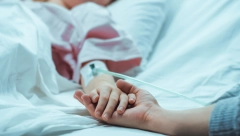 NAKON ISPROBAVANJA OBUĆE, DEVOJČICA ZADOBILA TEŠKU INFEKCIJU Mama upozorila roditelje da ovo obavezno moraju da urade