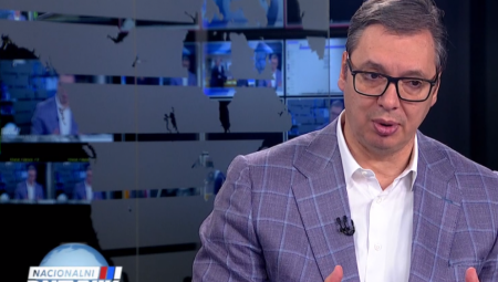 VUČIĆ O POVEĆANJU PLATA "Nije ni to dovoljno, ali jeste mnogo bolje"