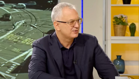 ŠUTANOVAC JEDNIM PITANJEM "ZALEPIO" JEREMIĆA: "Šta tebe briga za ulazak u EU kada imaš diplomatski pasoš?"