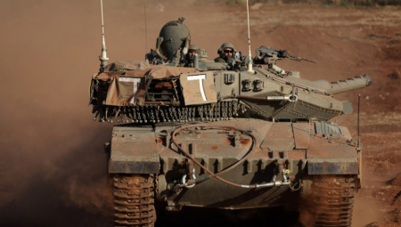 IZRAELCI UŠLI TENKOVIMA U GAZU Bukte stravične eksplozije, u toku napadi iz vazduha, sa mora i kopna (VIDEO)