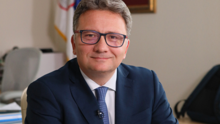 "NAPAD NA PORODICU NE SME DA POSTANE LEGITIMNA META U POLITIČKOJ UTAKMICI" Jovanović o napadima "Danasa" na porodicu Vučić