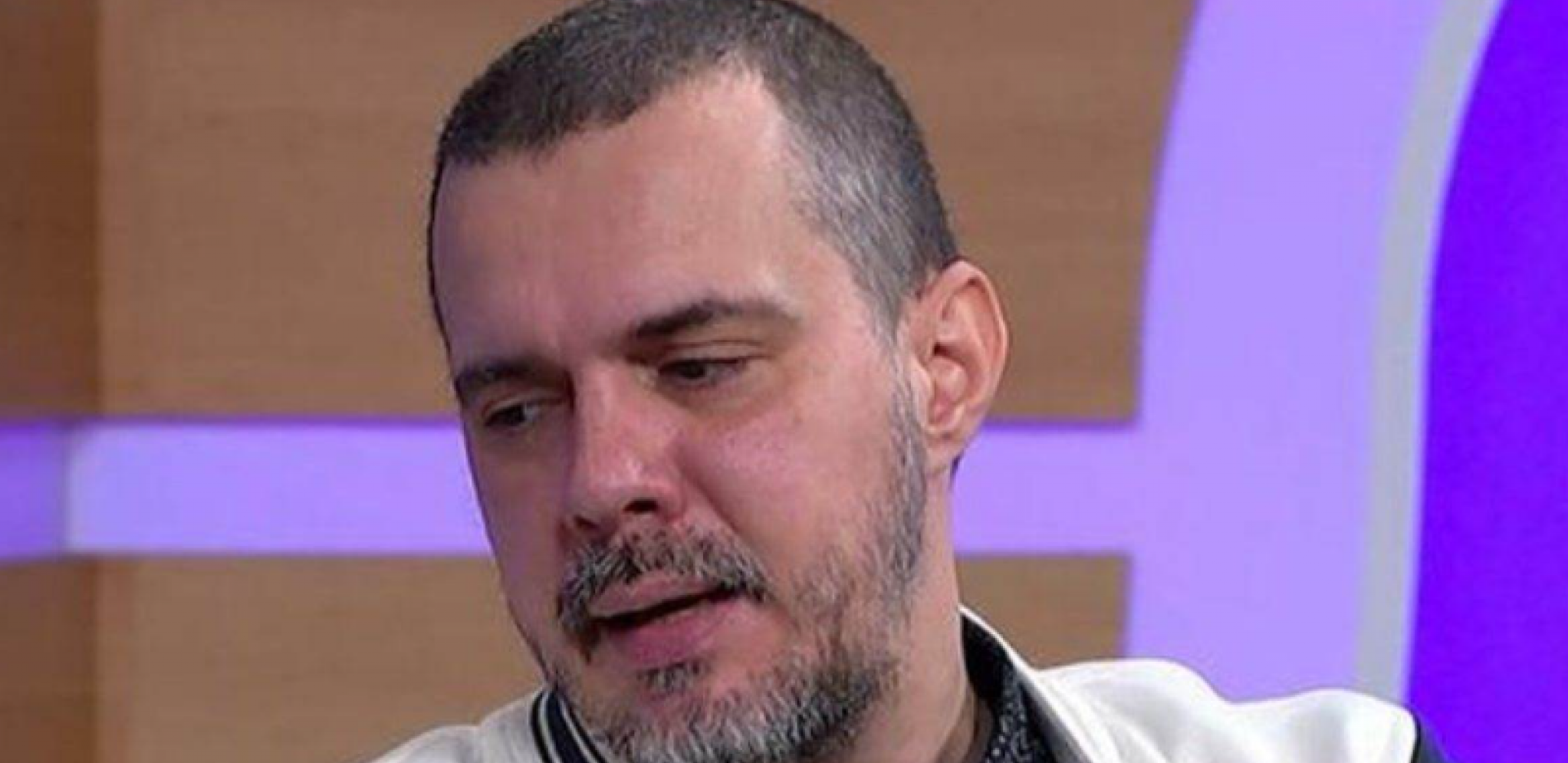 NAMERNO! Crnogorski pevač za Alo! javno priznao zašto je pokazao dvoglavog orla, ovo je prava istina!
