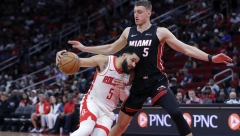 SPOLSTRA POTVRDIO Nikola Jović menja sredinu, evo gde ide