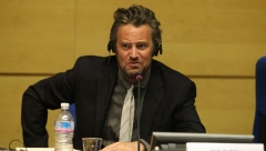 OTKRIVENO ŠTA JE PRONAĐENO U KUĆI METJUA PERIJA Policija pretražuje svaki kutak njegove vile