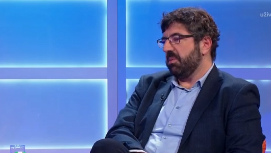 LAZOVIĆ POTVRDIO DA JE VUČIĆ BIO APSOLUTNO U PRAVU! Olja Bećković u očaju, u emisiji nastupila najneprijatnija tišina! (VIDEO)