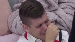 UČESNIK ELITE GRCA U SUZAMA Ne može da se smiri, jeca na sav glas, a evo šta ga je dotuklo