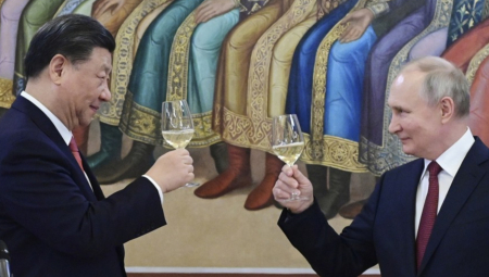 "STOJIMO RAME UZ RAME SA MOSKVOM" Poruka Kine od koje drhti Zapad