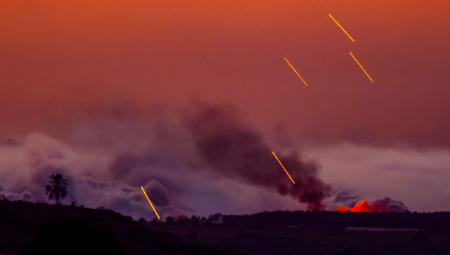 "UBILI SMO DESETINE TERORISTA" Avioni i tenkovi ruše Gazu, rakete ispaljene i na Siriju