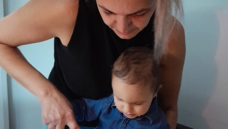 SRCEPARAJUĆA OBJAVA NEUTEŠNE UDOVICE Bebac poginulog rudara iz Aleksinca proslavio prvu slavu (FOTO)