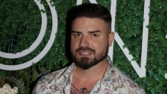 NAŠ REPER POKAZAO KAKO JE IZGLEDAO DOK JE BIO POROČAN! Fotografija šokirala pratioce, promena je očigledna