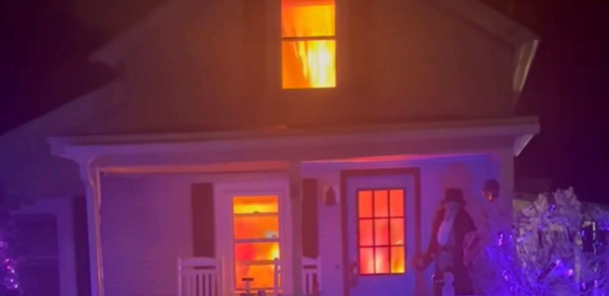 ZAPANJUJUĆ PRIZOR U NJUJORKU Komšije prijavile strašan požar, vatrogasce sačekalo iznenađenje (VIDEO)