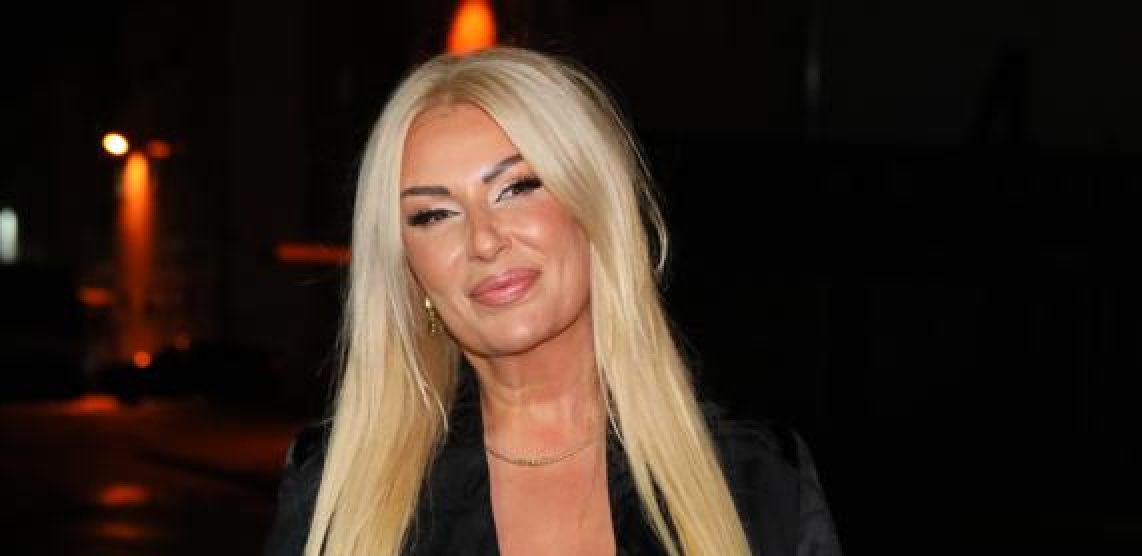 ZARAĐUJU MILIONE PREKO MENE Elma Sinanović potkačila mlađe koleginice: "Nemaju hitove, pa se proslavljaju preko mojih"