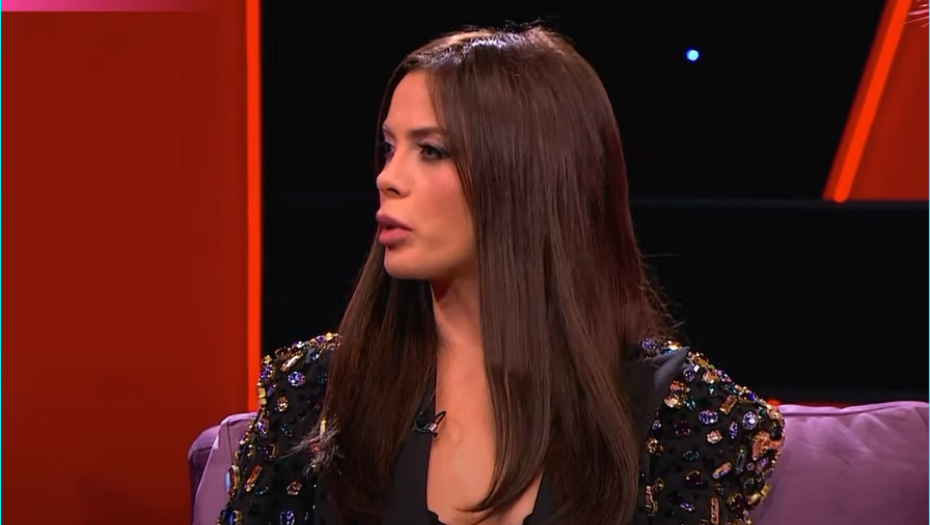 ON JE KRIV, PREVIŠE ME JE ZATEGAO: Milica Pavlović otkrila koji muškarac je umešao u prste u njen stajling iz kog su joj grudi ispadale na sve strane