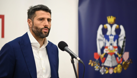 Šapić: Servisni centar Grada Beograda za kratko vreme pokazao svoju punu efikasnost - za prvih šest meseci 630.000 poziva građana