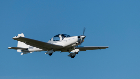 AVION IZ HRVATSKE SE SRUŠIO U AUTSTRIJI Putnici izginuli kod Salcburga