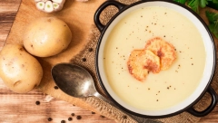 SUPA OD KROMPIRA, PRAZILUKA I SLANINE Imamo originalni recept, prste da poližete