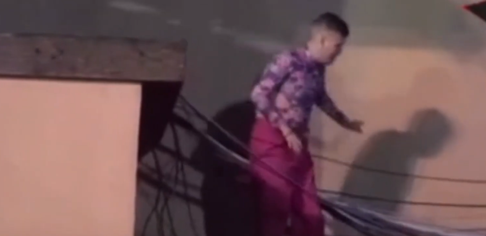 NEVIĐENA DRAMA U ŠIMANOVCIMA Uroš se popeo na krov, Aneli i Janjuš ga mole da siđe: Samo siđi, neću da te nosim na duši