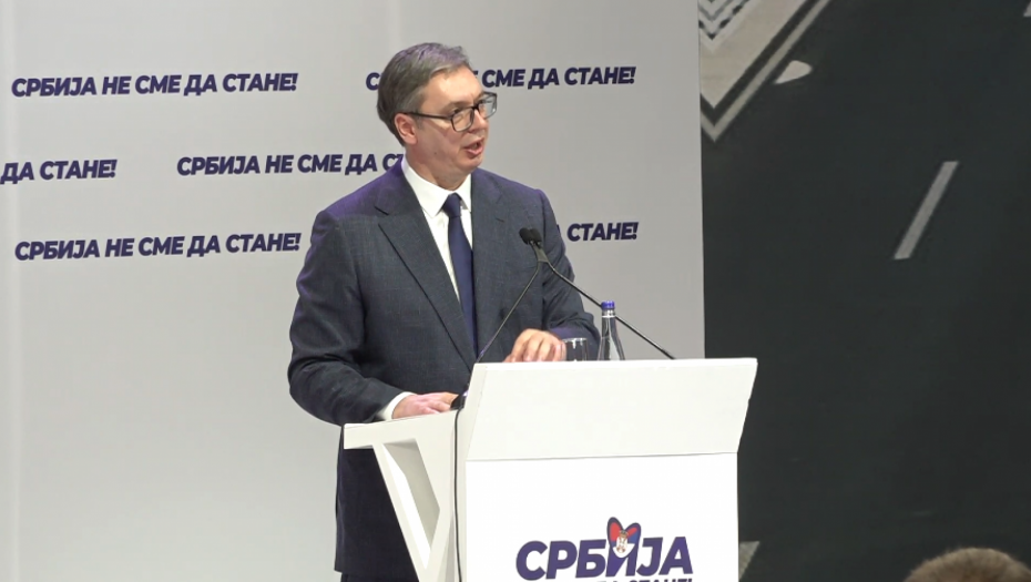 "NEĆEMO DATI DA STRANCI ODLUČUJU O BUDUĆNOSTI SRBIJE!" Održan prvi skup liste "Aleksandar Vučić - Srbija ne sme da stane" u Leskovcu (VIDEO)