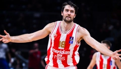 CRVENO-BELI UMALO OD GOTOVOG NAPRAVILI VERESIJU Tobijevo veče u Areni, Zvezda olako ispustila 17 razlike, ali savladala Budućnost