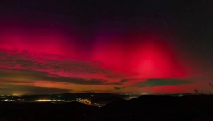 AURORA MOGUĆA I VEČERAS Redak fenomen nad SRBIJOM: Šta kažu narodna verovanja, kakav je to znak! (FOTO)