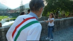 NOSI TITULU NAJRUŽNIJEG ČOVEKA NA SVETU Evo šta Poldo kaže o svom izgledu