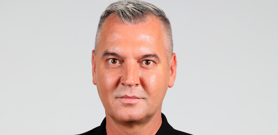 MILAN HITNO OTIŠAO U POLICIJU, NE DAJU MU MIRA Voditelj  preduzeo mere zbog svoje bezbednosti